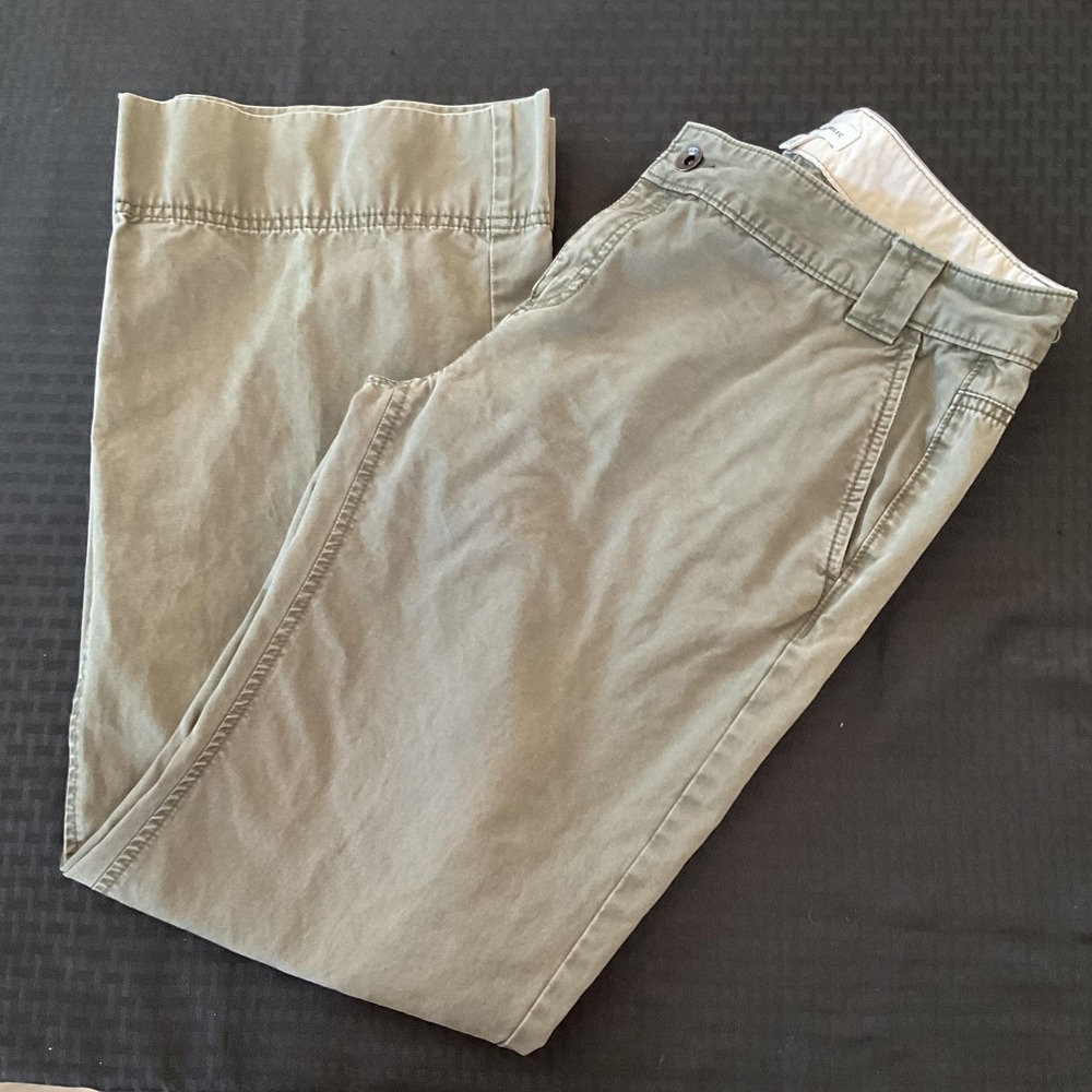 Women's Casual Chino Trousers in Olive Green